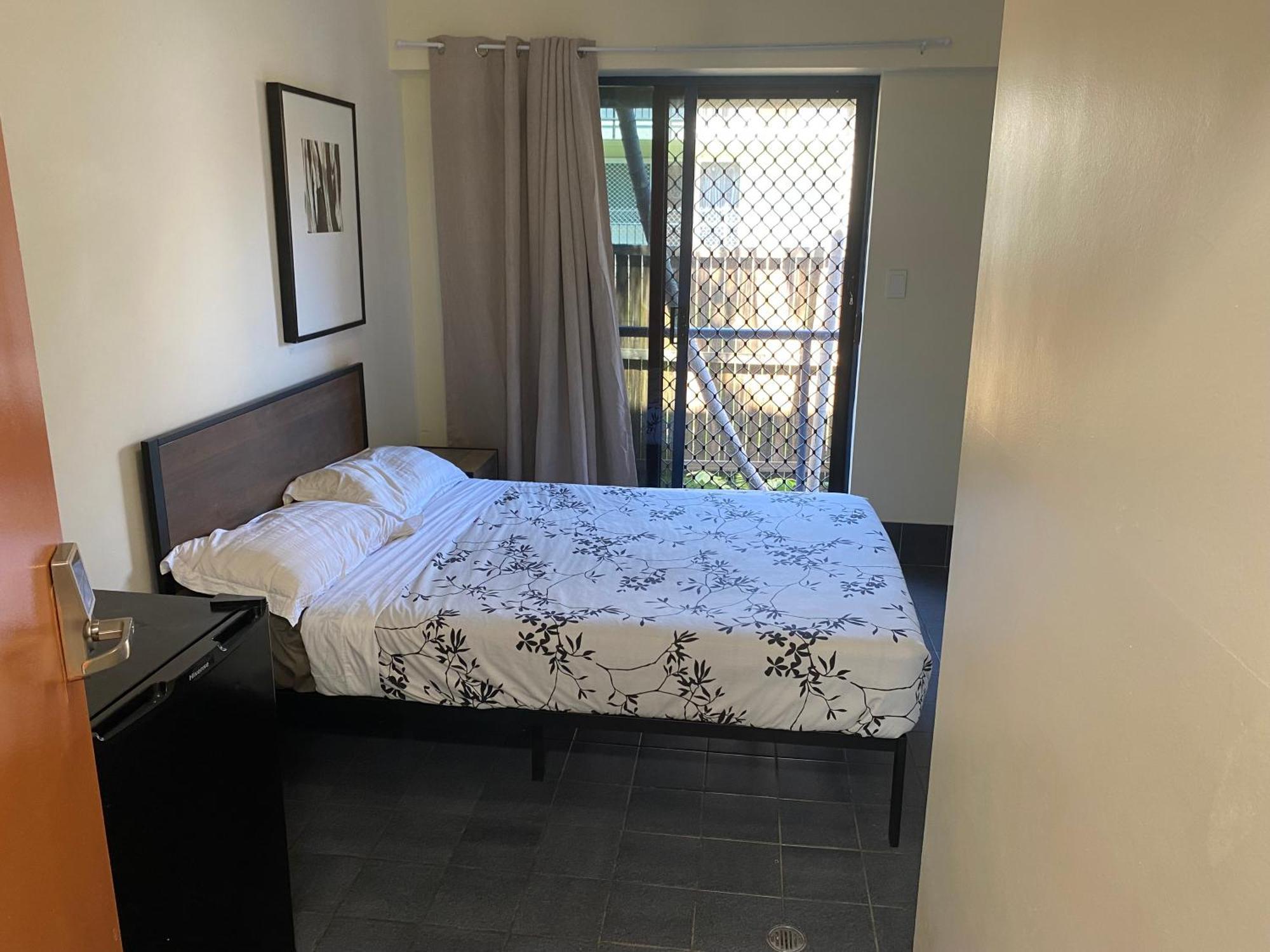 Arrival Lodge Hostel Accommodation Gold Coast Bagian luar foto
